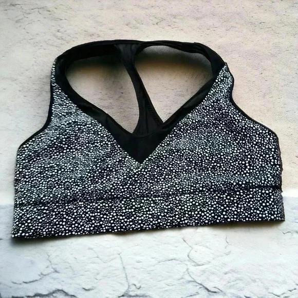 LULULEMON Black & White Floral Print Sports Bra 4 - Picture 1 of 4